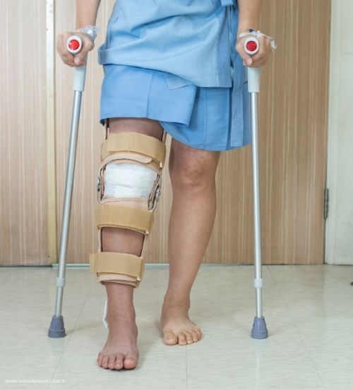 Çapraz Bağ Yaralanmasının Belirtileri Nelerdir?